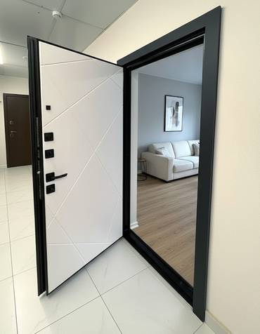 Дверь в квартиру